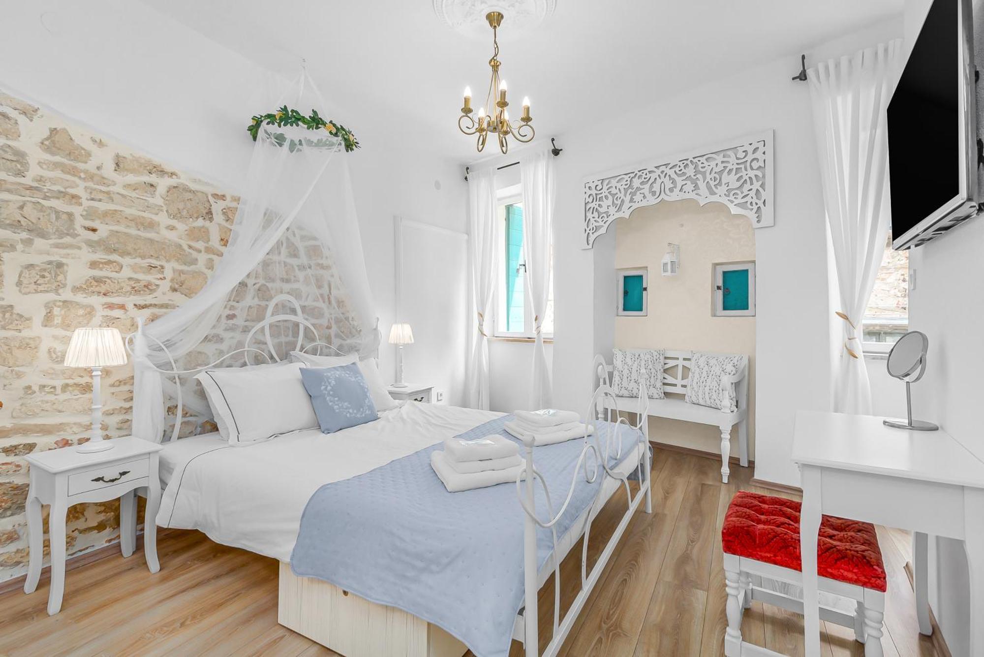 Primavera Deluxe Studio Apartment Rovinj Exterior photo